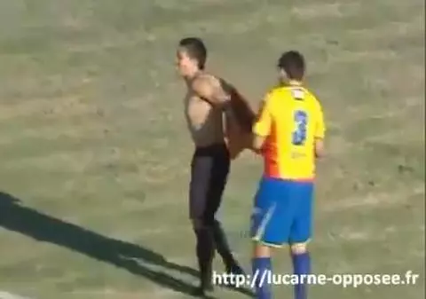 A dat gol de la 83 de metri!