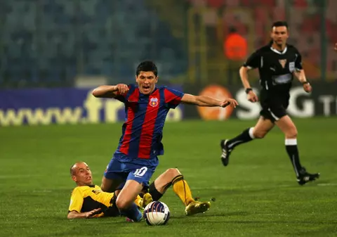 Steaua nu a reuşit, ieri, în turul semifinalei Cupei României, să spargă defensiva Braşovului