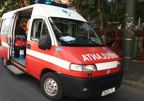 Update | Şi-a gazat copilul şi apoi s-a spânzurat