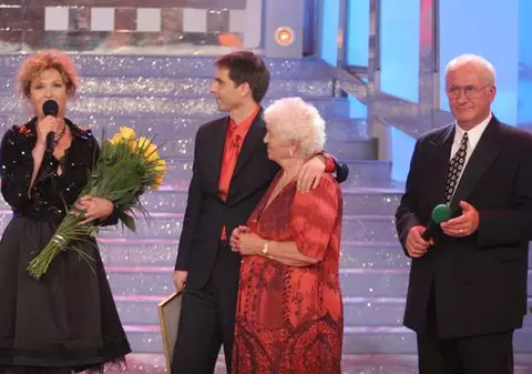 Dan Negru, alături de Angela Similea: "Simt nevoia să-i întorc căldura mâinii"