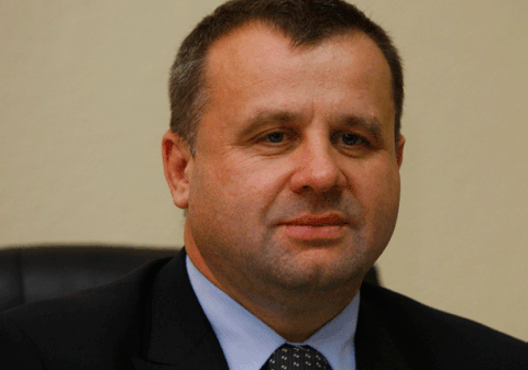 Dai o zi la sapă pentru 100 de lei, trebuie să plăteşti la stat 16 lei