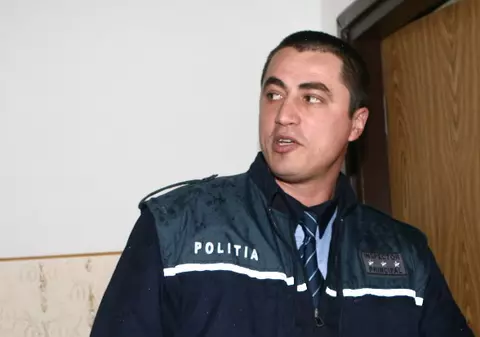 Cioacă rămâne în poliţie. Va fi rejudecat