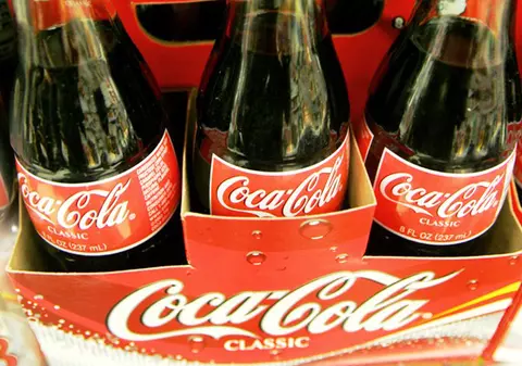 Oficialii Coca-Cola spun că rețeta băuturii răcoritoare e identică peste tot în lume