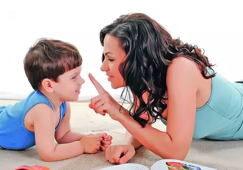 Leii sunt sinceri în relaţia cu copiii