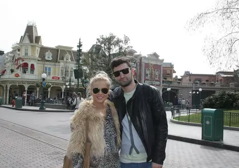 Smiley și Laura nu se căsătoresc...încă: "Nu ne grăbim să ajungem în fața altarului"