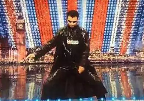 Razy Gogonea, românul Matrix: "La început repetam şi 10 ore pe zi în oglindă"