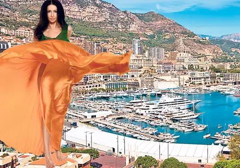 Mihaela Rădulescu s-a apucat iar de scris: «Monaco, parcarea pentru femei»