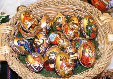 Nici ouăle încondeiate nu se mai vând!