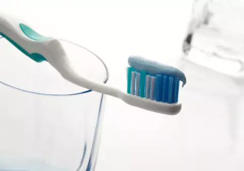Doar jumătate dintre români au o igienă dentară corectă 