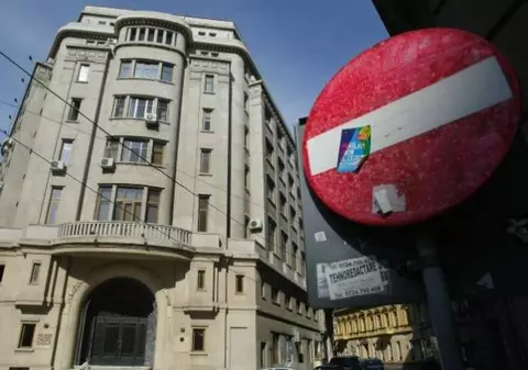 Sens unic pe bulevardul Dacia din București