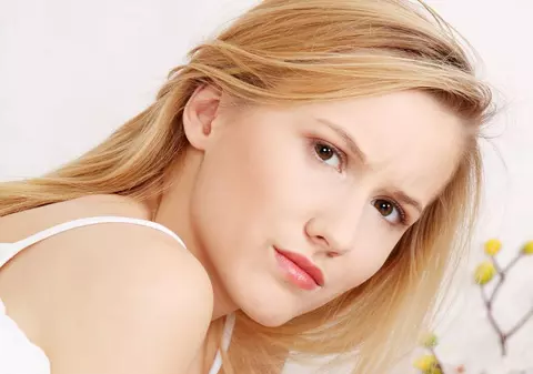 Ştiai că există remedii naturale pentru durerile de burtă cauzate de crampe şi de balonare?