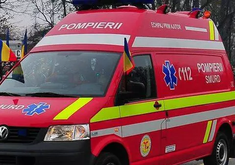 ACCIDENT grav pe o trecere de pietoni din Capitală. Şoferul VINOVAT a fugit de la locul faptei