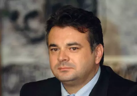 Încă din liceu, politicieni români şi-au “tras” porecle precum Leu’, Ursu’ sau Vulturu’