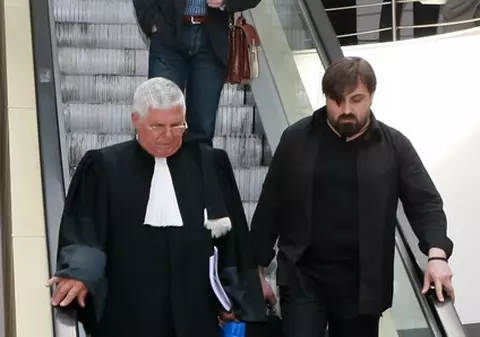Foto | Dramatic! Părinţii Mădălinei Manole, umiliţi de Petru Mircea