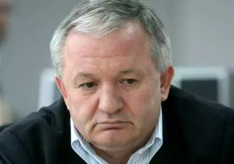 Dacă FC Vaslui câştigă campionatul, Porumboiu  va investi 9 milioane de euro în stadion 