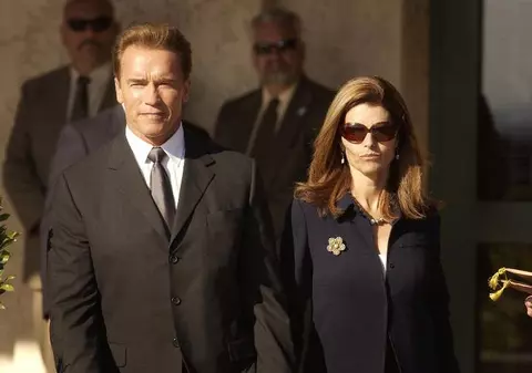 Arnold Schwarzenegger își imploră soţia să-l ierte