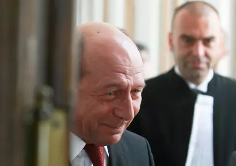 Foto & Video | Ascultă ce a declarat Traian Băsescu în sala de judecată, în procesul intentat împotriva lui Surupăceanu