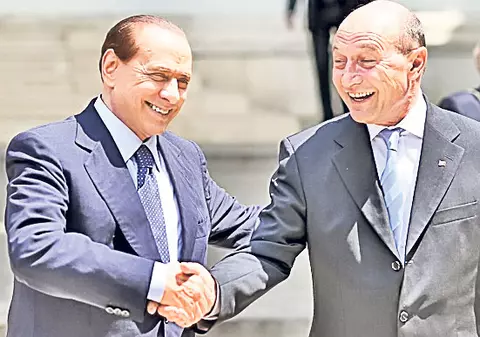 Berlusconi a aflat în România că a luat bătaie în alegeri