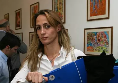 Înotătoarea Camelia Potec se antrenează în Spania