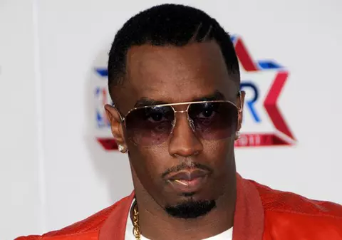 Numărul cardului de credit al lui P. Diddy, postat pe Internet