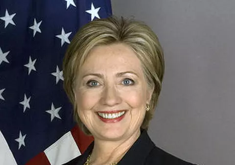Hillary Clinton, dată în judecată 