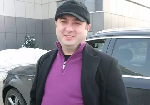 Leo de la Strehaia scrie o carte despre aventurile sale amoroase