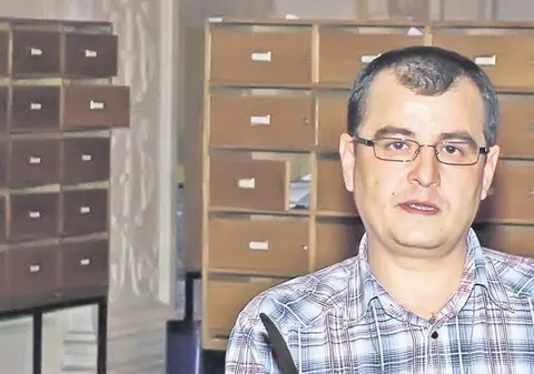 Experiment Libertatea | Ne-am plimbat cu cuţitul prin Parlament!