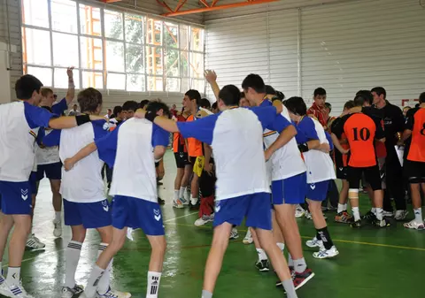 Handbaliștii de la LPS Piatra Neamț sunt campioni naționali la juniori II