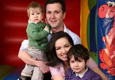 Andi Moisescu își duce soția și copiii în vacanță în Italia