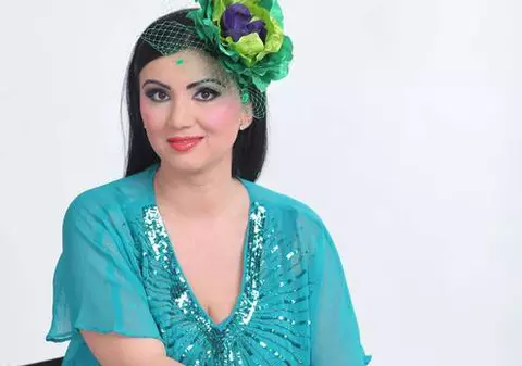 Adriana Bahmuţeanu către Oana Roman: "Dacă nu vrei să apari în tabloide, nu te expui!"