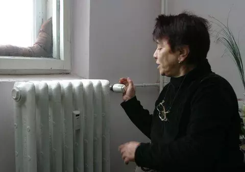 Sondaj: Românii nu mai vor căldură de la stat