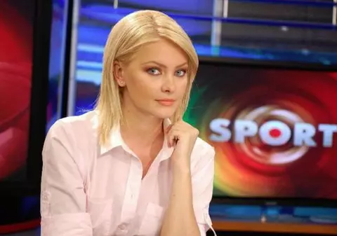 Știrista Cristina Dochianu e din nou gravidă. A ținut totul secret