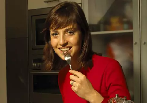 Cum poți slăbi trei kilograme într-o săptămână cu paste, pâine și cartofi