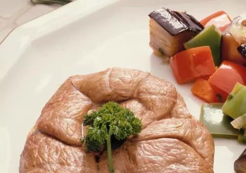 S-a rezolvat criza alimentară! Un japonez a inventat friptura din fecale umane