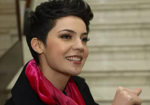 Maria Dinulescu va colabora cu chitaristul de la Scorpions