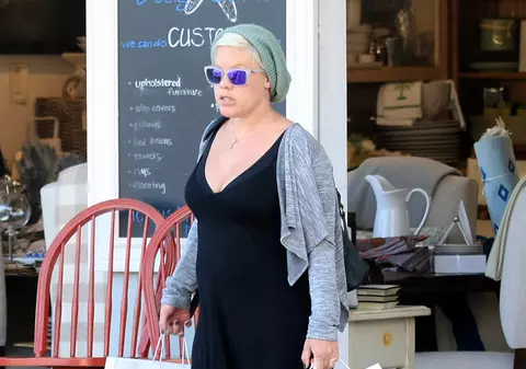 Foto| Pink nu a slăbit deloc după naştere