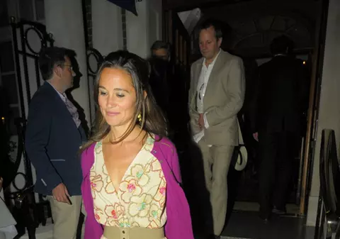 Usher o vrea în lenjerie pe Pippa Middleton