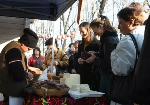 Târg de produse tradiţionale şi ecologice româneşti, în acest weekend, în Capitală