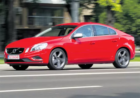 Economisește cu stil, cu Volvo S60 