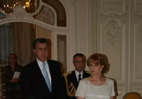 Principesa Margareta şi-a luat la nunta prinţului Albert de Monaco şi o rochie creată de Irina Schrotter