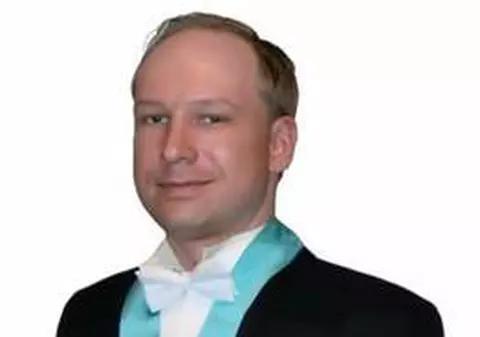 Criminalul din Norvegia şi-a recunoscut fapta
