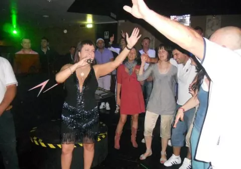 Carmen Şerban a primit 100 de kilograme de flori, în Germania