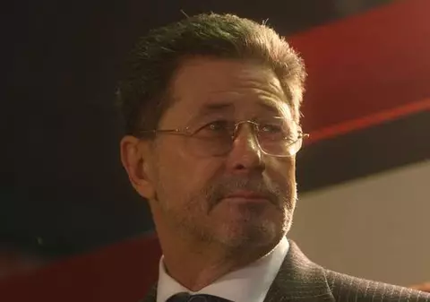 Cornel Dinu va fi operat astăzi pe cord deschis