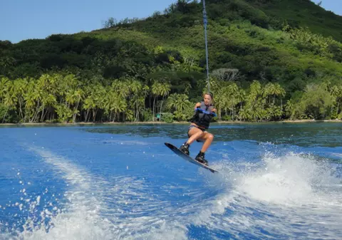 Diana Dumitrescu a petrecut o vacanţă de lux în Bora Bora