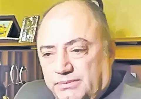 Primarul Solomon s-a întors la treabă cu gânduri de vacanţă