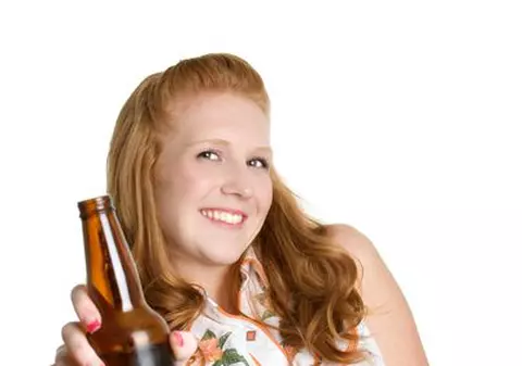 Berea fără alcool previne cancerul 