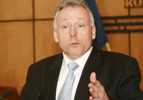 Locuința ministrului Mediului Laszlo Borbely, percheziționată de DNA