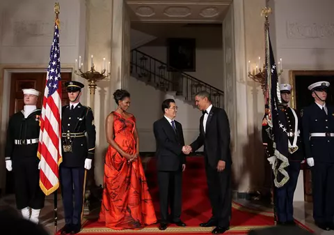Americanii și-au vândut țara chinezilor