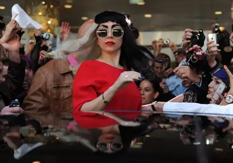 Lady Gaga, atacată cu ouă în Sydney