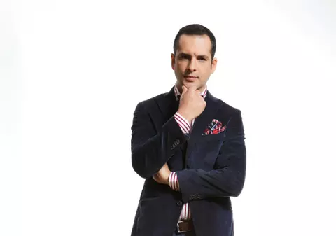 Mădălin Ionescu intră în vacanţă. Vezi pe cine are invitat în ultima emisiune